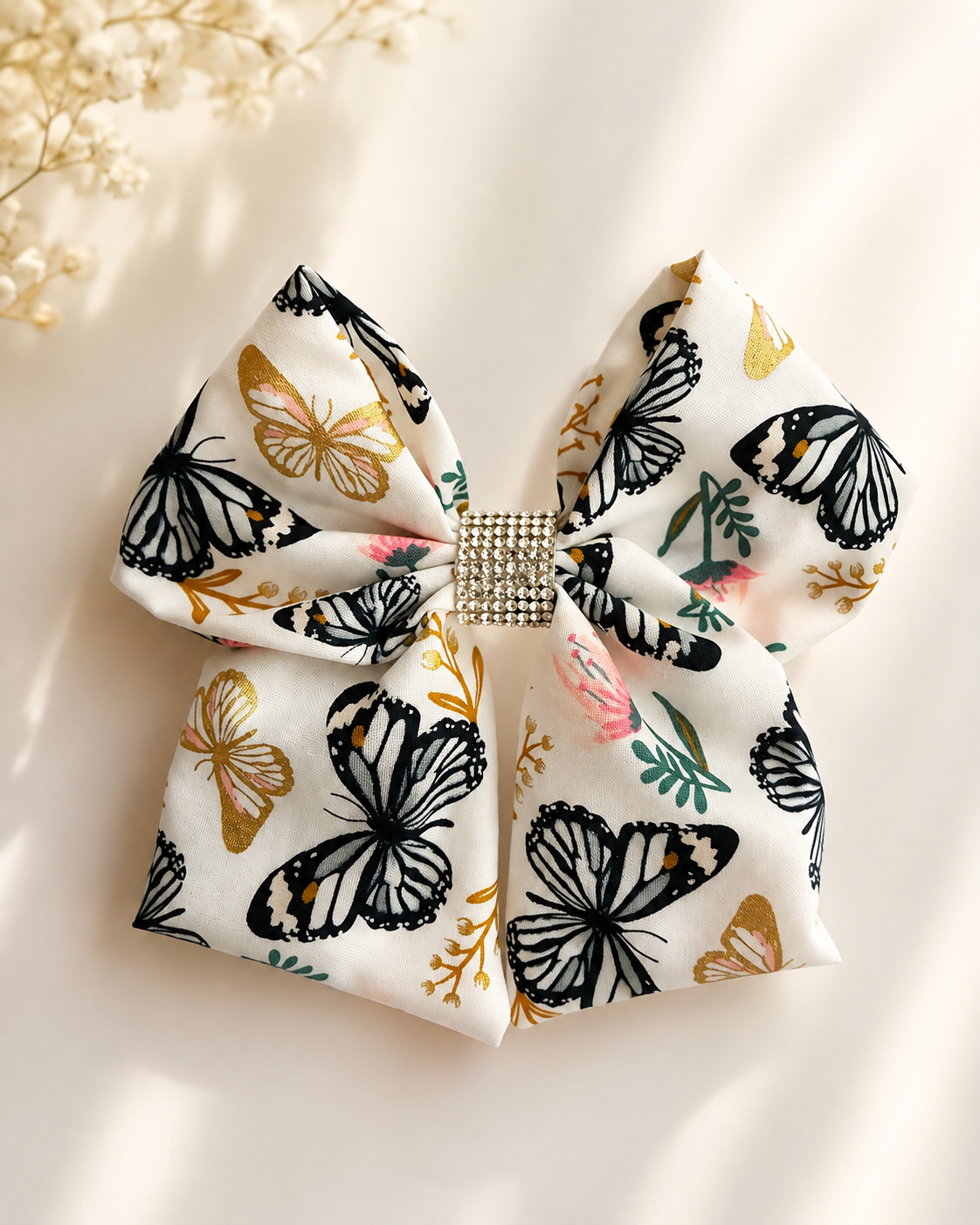 Front product view of Flutter & Bloom Bow, 6-inch boutique hair bow