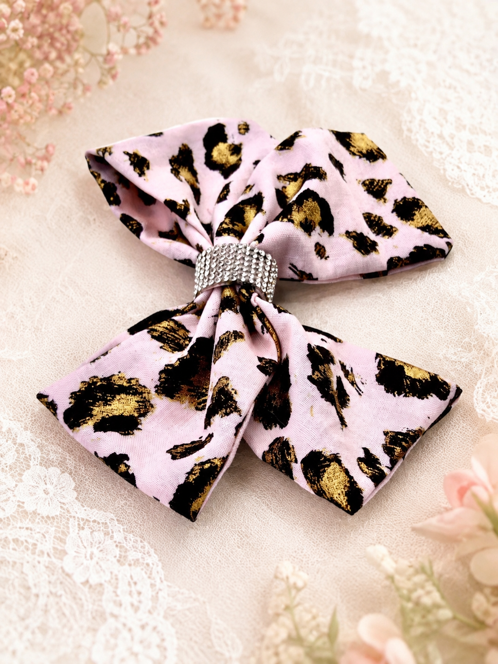 Gilded Leopard Bow