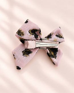 Detailed back view of 3 inch Gilded Leopard mini bow with alligator hair clip